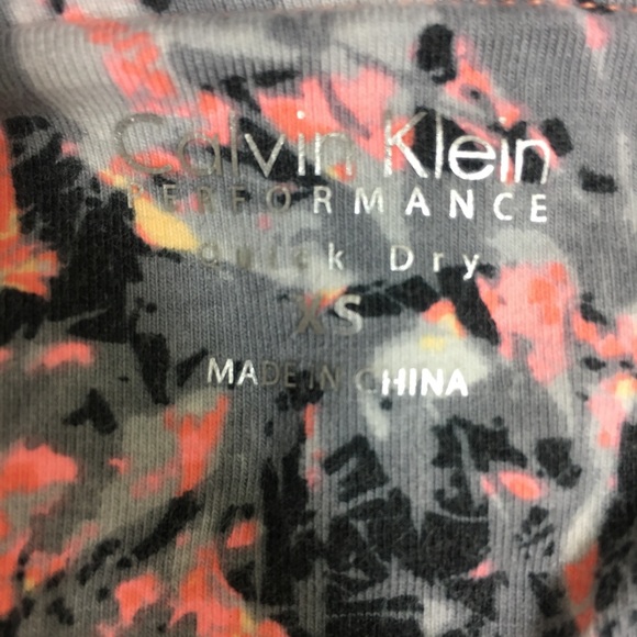 Calvin Klein Performance Quick Dry Criss Cross Top - Picture 4 of 4